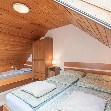 Podhamer Wellness Vineyard *