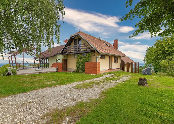 Podhamer Wellness Vineyard