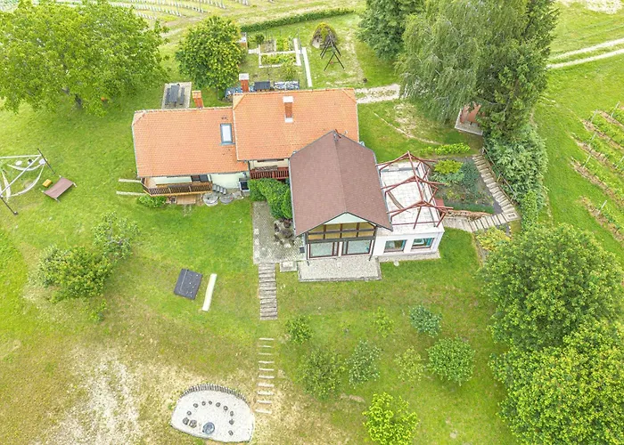 Podhamer Wellness Vineyard リュトメル